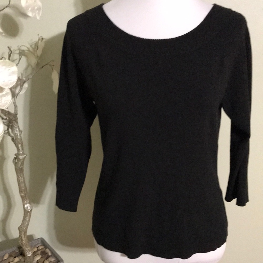 Black Women's Scoop Neck Sweater